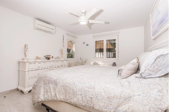 Villa in Javea zu verkaufen, Living area 281 m², Klimaanlage, Plot 1666 m², 4 Schlafzimmer, 3 Badezimmer, Pool, ref.: AVS-57574-30
