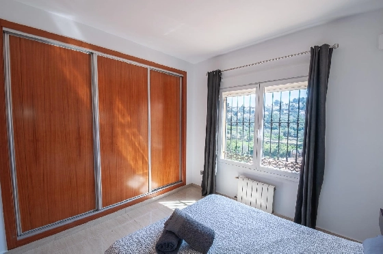 Villa in Orba(Comunidad valenciana) zu verkaufen, Living area 225 m², Klimaanlage, Plot 637 m², 5 Schlafzimmer, 2 Badezimmer, Pool, ref.: COB-3568-10535-11
