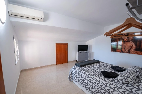 Villa in Orba(Comunidad valenciana) zu verkaufen, Living area 225 m², Klimaanlage, Plot 637 m², 5 Schlafzimmer, 2 Badezimmer, Pool, ref.: COB-3568-10535-13