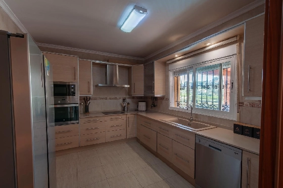 Villa in Orba(Comunidad valenciana) zu verkaufen, Living area 225 m², Klimaanlage, Plot 637 m², 5 Schlafzimmer, 2 Badezimmer, Pool, ref.: COB-3568-10535-20