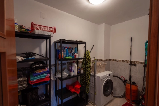 Villa in Orba(Comunidad valenciana) zu verkaufen, Living area 225 m², Klimaanlage, Plot 637 m², 5 Schlafzimmer, 2 Badezimmer, Pool, ref.: COB-3568-10535-25