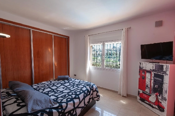Villa in Orba(Comunidad valenciana) zu verkaufen, Living area 225 m², Klimaanlage, Plot 637 m², 5 Schlafzimmer, 2 Badezimmer, Pool, ref.: COB-3568-10535-26