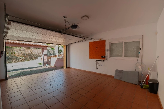 Villa in Orba(Comunidad valenciana) zu verkaufen, Living area 225 m², Klimaanlage, Plot 637 m², 5 Schlafzimmer, 2 Badezimmer, Pool, ref.: COB-3568-10535-50