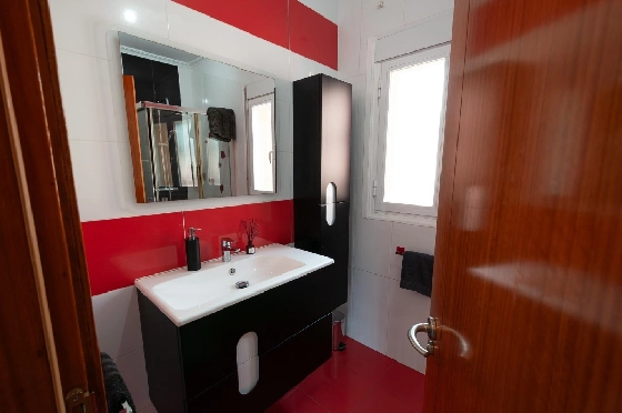 Villa in Orba(Comunidad valenciana) zu verkaufen, Living area 225 m², Klimaanlage, Plot 637 m², 5 Schlafzimmer, 2 Badezimmer, Pool, ref.: COB-3568-10535-8