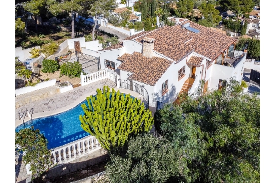 Villa in Moraira zu verkaufen, Living area 285 m², Baujahr 2015, Klimaanlage, Plot 960 m², 4 Schlafzimmer, 3 Badezimmer, Pool, ref.: AM-12646DR-1