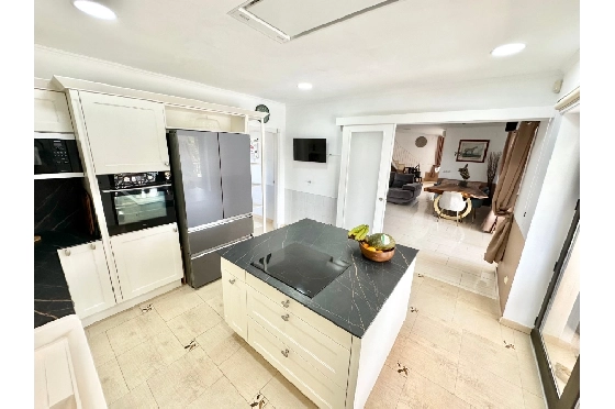 Villa in Pego zu verkaufen, Living area 320 m², Baujahr 2009, Klimaanlage, Plot 1166 m², 5 Schlafzimmer, 4 Badezimmer, Pool, ref.: O-V98014-13
