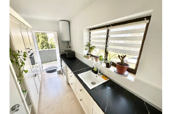 Villa in Pego zu verkaufen, Living area 320 m², Baujahr 2009, Klimaanlage, Plot 1166 m², 5 Schlafzimmer, 4 Badezimmer, Pool, ref.: O-V98014-15