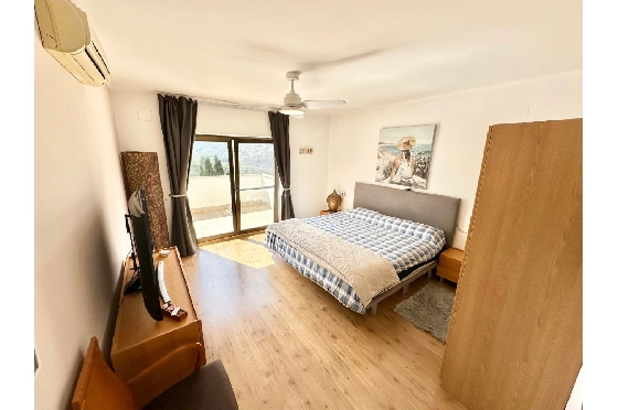 Villa in Pego zu verkaufen, Living area 320 m², Baujahr 2009, Klimaanlage, Plot 1166 m², 5 Schlafzimmer, 4 Badezimmer, Pool, ref.: O-V98014-36