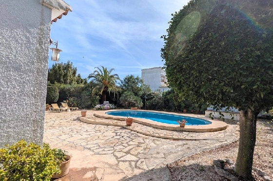 Villa in Javea zu verkaufen, Living area 170 m², Plot 817 m², 3 Schlafzimmer, 2 Badezimmer, Pool, ref.: AVS-57614-4