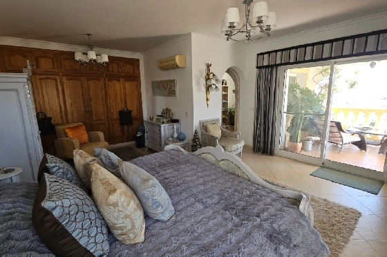 Villa in Pego zu verkaufen, Living area 312 m², Baujahr 2005, Klimaanlage, Plot 1027 m², 5 Schlafzimmer, 5 Badezimmer, Pool, ref.: O-V98114-37