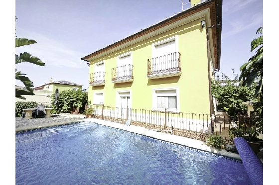 Villa in Pedreguer zu verkaufen, Living area 270 m², Klimaanlage, Plot 400 m², 3 Schlafzimmer, 3 Badezimmer, Pool, ref.: CO-C20952-1