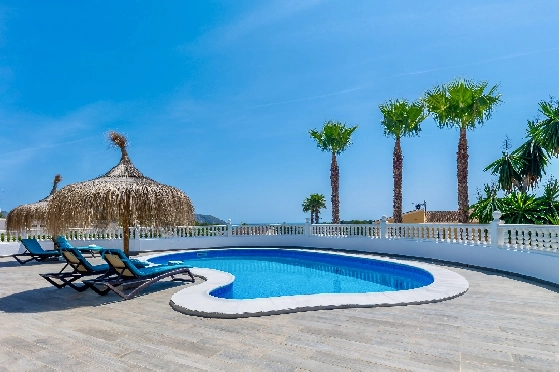 Villa in Moraira zu verkaufen, Living area 290 m², Baujahr 2003, + Ofen, Klimaanlage, Plot 847 m², 3 Schlafzimmer, 3 Badezimmer, Pool, ref.: AM-12692DR-17