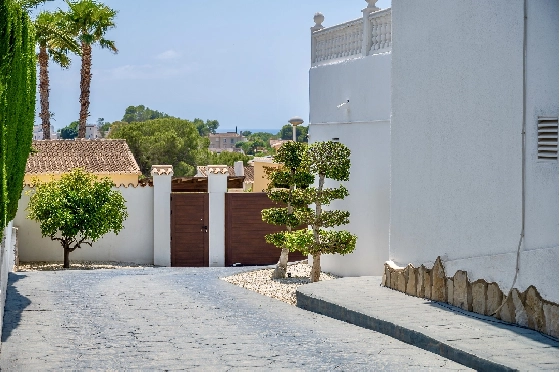 Villa in Moraira zu verkaufen, Living area 290 m², Baujahr 2003, + Ofen, Klimaanlage, Plot 847 m², 3 Schlafzimmer, 3 Badezimmer, Pool, ref.: AM-12692DR-36
