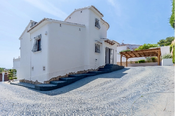 Villa in Moraira zu verkaufen, Living area 290 m², Baujahr 2003, + Ofen, Klimaanlage, Plot 847 m², 3 Schlafzimmer, 3 Badezimmer, Pool, ref.: AM-12692DR-37