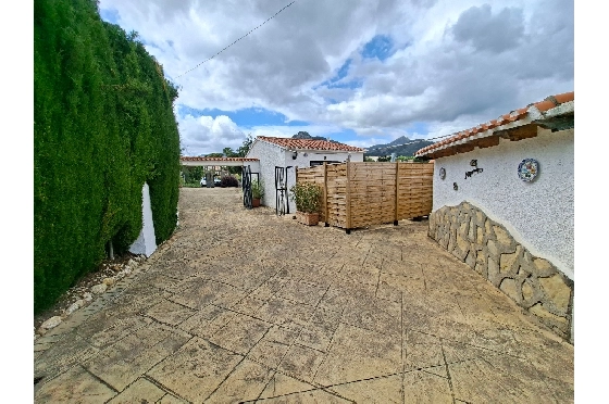 Villa in Orba Valley(Orbeta) zu verkaufen, Living area 169 m², Plot 1215 m², 4 Schlafzimmer, 3 Badezimmer, Pool, ref.: CPS-DIRECTORBA515-1
