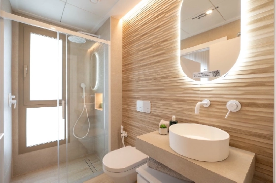 Eck-Reihenhaus in Los Alcazares zu verkaufen, Living area 146 m², Zustand Erstbezug, Klimaanlage, Plot 177 m², 3 Schlafzimmer, 2 Badezimmer, Pool, ref.: HA-LAN-480-Q01-17