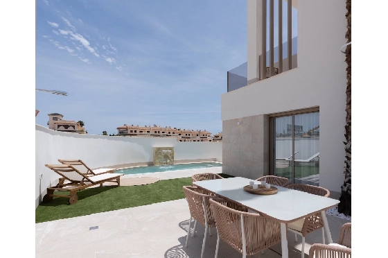 Eck-Reihenhaus in Los Alcazares zu verkaufen, Living area 146 m², Zustand Erstbezug, Klimaanlage, Plot 177 m², 3 Schlafzimmer, 2 Badezimmer, Pool, ref.: HA-LAN-480-Q01-24