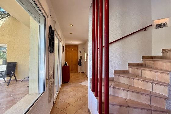 Villa in Els Poblets zu verkaufen, Living area 383 m², Baujahr 2002, Zustand gepflegt, + Fussbodenheizung, Klimaanlage, Plot 1821 m², 3 Schlafzimmer, 3 Badezimmer, Pool, ref.: RG-1126-12