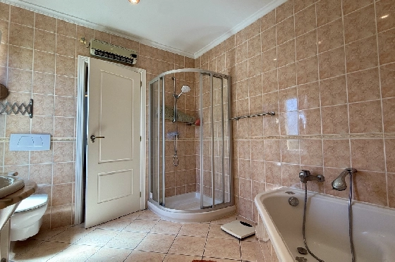 Villa in Els Poblets zu verkaufen, Living area 383 m², Baujahr 2002, Zustand gepflegt, + Fussbodenheizung, Klimaanlage, Plot 1821 m², 3 Schlafzimmer, 3 Badezimmer, Pool, ref.: RG-1126-22