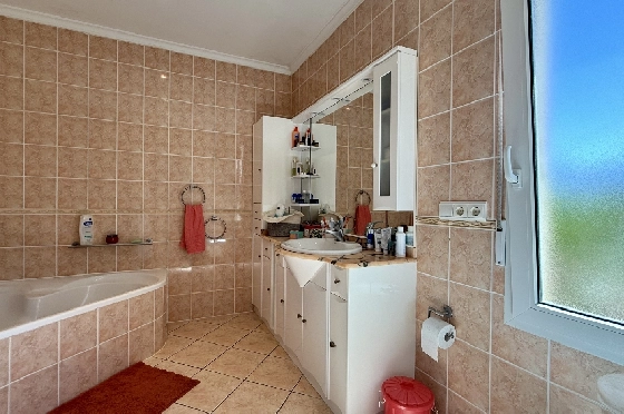 Villa in Els Poblets zu verkaufen, Living area 383 m², Baujahr 2002, Zustand gepflegt, + Fussbodenheizung, Klimaanlage, Plot 1821 m², 3 Schlafzimmer, 3 Badezimmer, Pool, ref.: RG-1126-23