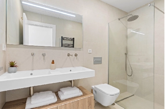 Villa in Los Alcazares zu verkaufen, Living area 198 m², Zustand Erstbezug, Klimaanlage, Plot 235 m², 3 Schlafzimmer, 2 Badezimmer, Pool, ref.: HA-LAN-501-E01-17