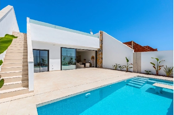 Villa in Los Alcazares zu verkaufen, Living area 198 m², Zustand Erstbezug, Klimaanlage, Plot 235 m², 3 Schlafzimmer, 2 Badezimmer, Pool, ref.: HA-LAN-501-E01-2