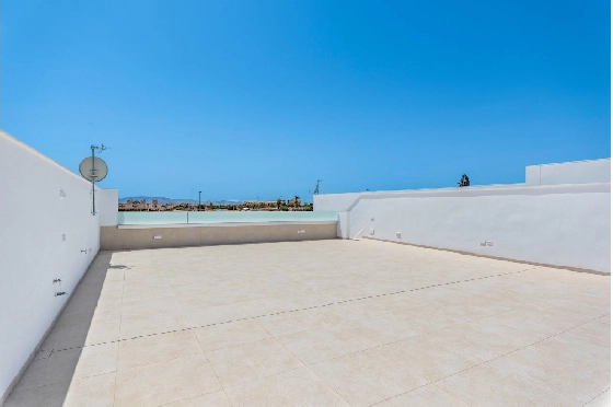Villa in Los Alcazares zu verkaufen, Living area 198 m², Zustand Erstbezug, Klimaanlage, Plot 235 m², 3 Schlafzimmer, 2 Badezimmer, Pool, ref.: HA-LAN-501-E01-25