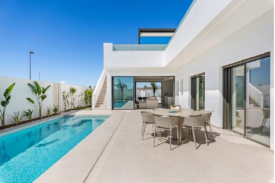 Villa in Los Alcazares zu verkaufen, Living area 198 m², Zustand Erstbezug, Klimaanlage, Plot 235 m², 3 Schlafzimmer, 2 Badezimmer, Pool, ref.: HA-LAN-501-E01-27