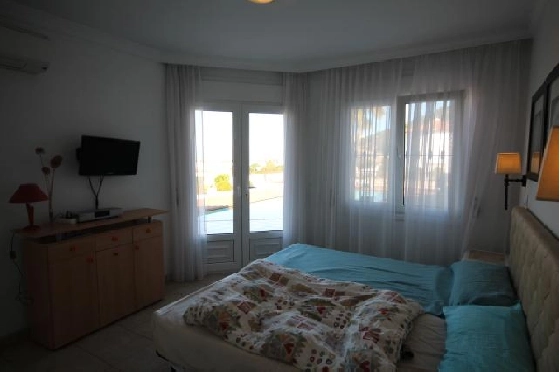 Sommerhaus in Oliva(San Pere) zur Ferienvermietung, Living area 170 m², Baujahr 2005, Zustand neuwertig, + Fussbodenheizung, Klimaanlage, Plot 900 m², 3 Schlafzimmer, 2 Badezimmer, Pool, ref.: V-1415-12