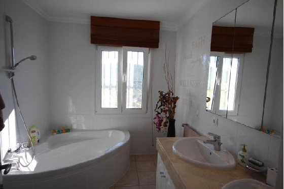 Sommerhaus in Oliva(San Pere) zur Ferienvermietung, Living area 170 m², Baujahr 2005, Zustand neuwertig, + Fussbodenheizung, Klimaanlage, Plot 900 m², 3 Schlafzimmer, 2 Badezimmer, Pool, ref.: V-1415-14