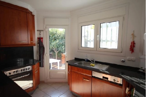 Sommerhaus in Oliva(San Pere) zur Ferienvermietung, Living area 170 m², Baujahr 2005, Zustand neuwertig, + Fussbodenheizung, Klimaanlage, Plot 900 m², 3 Schlafzimmer, 2 Badezimmer, Pool, ref.: V-1415-7